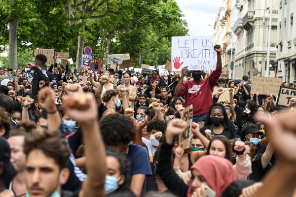 Le Droit de manifester